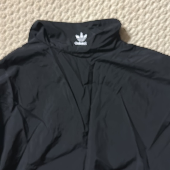 SOLD———>Adidas cropped windbreaker track jacket - Picture 5 of 5